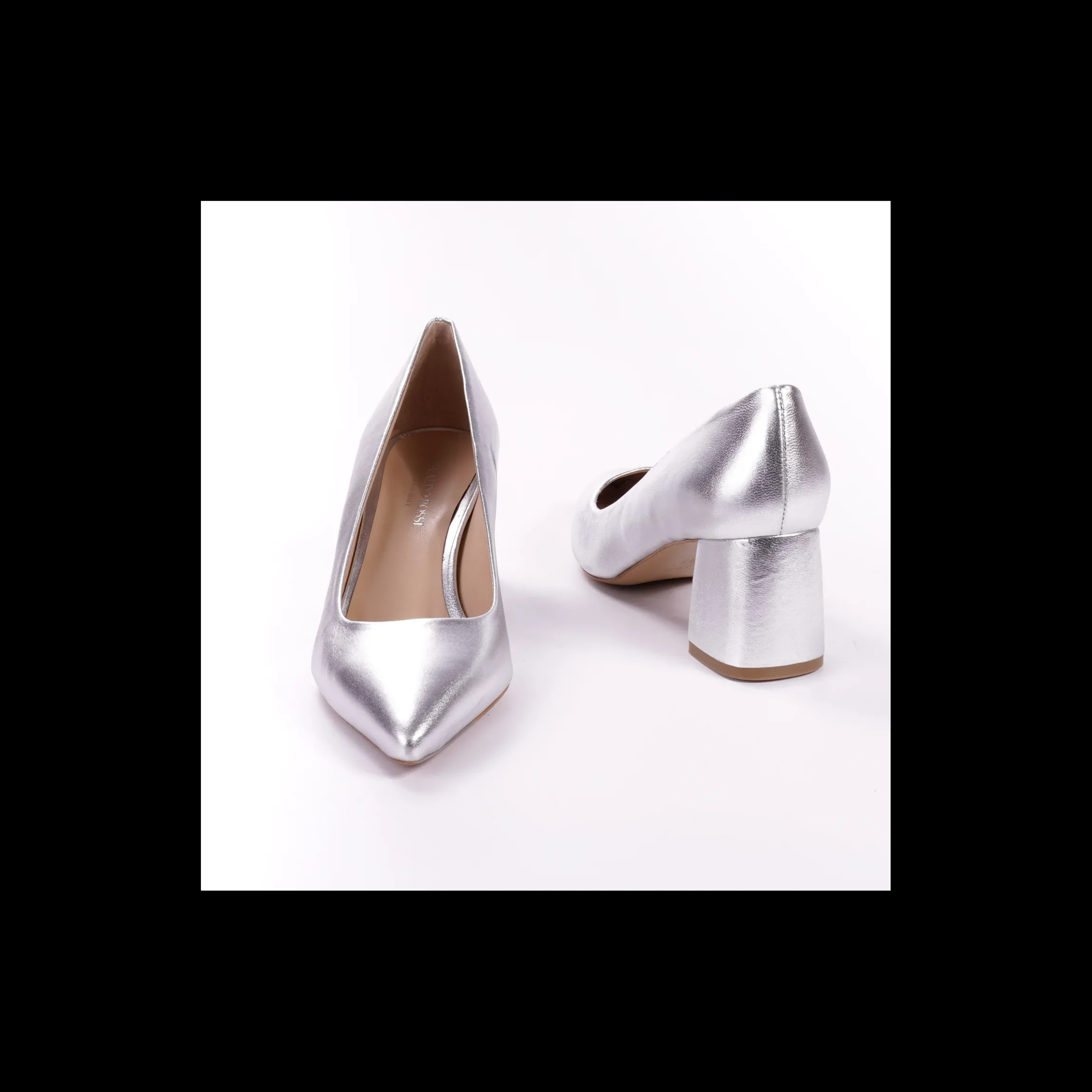 deacutecolleteacute_argen_1.webp Décolleté argento Osvaldo Rossi