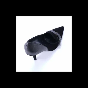 D&eacute;collet&eacute; Osvaldo Rossi con fibbie