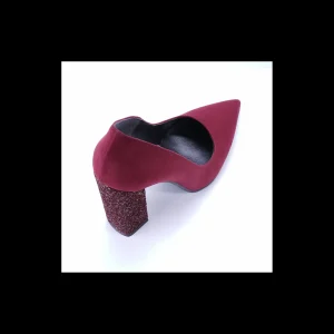 D&eacute;collet&eacute; Osvaldo Rossi colore rosso e tacco brillantinato