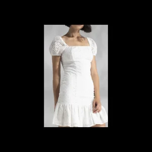 MINI ABITO GIULIA N IN PIZZO SAN GALLO