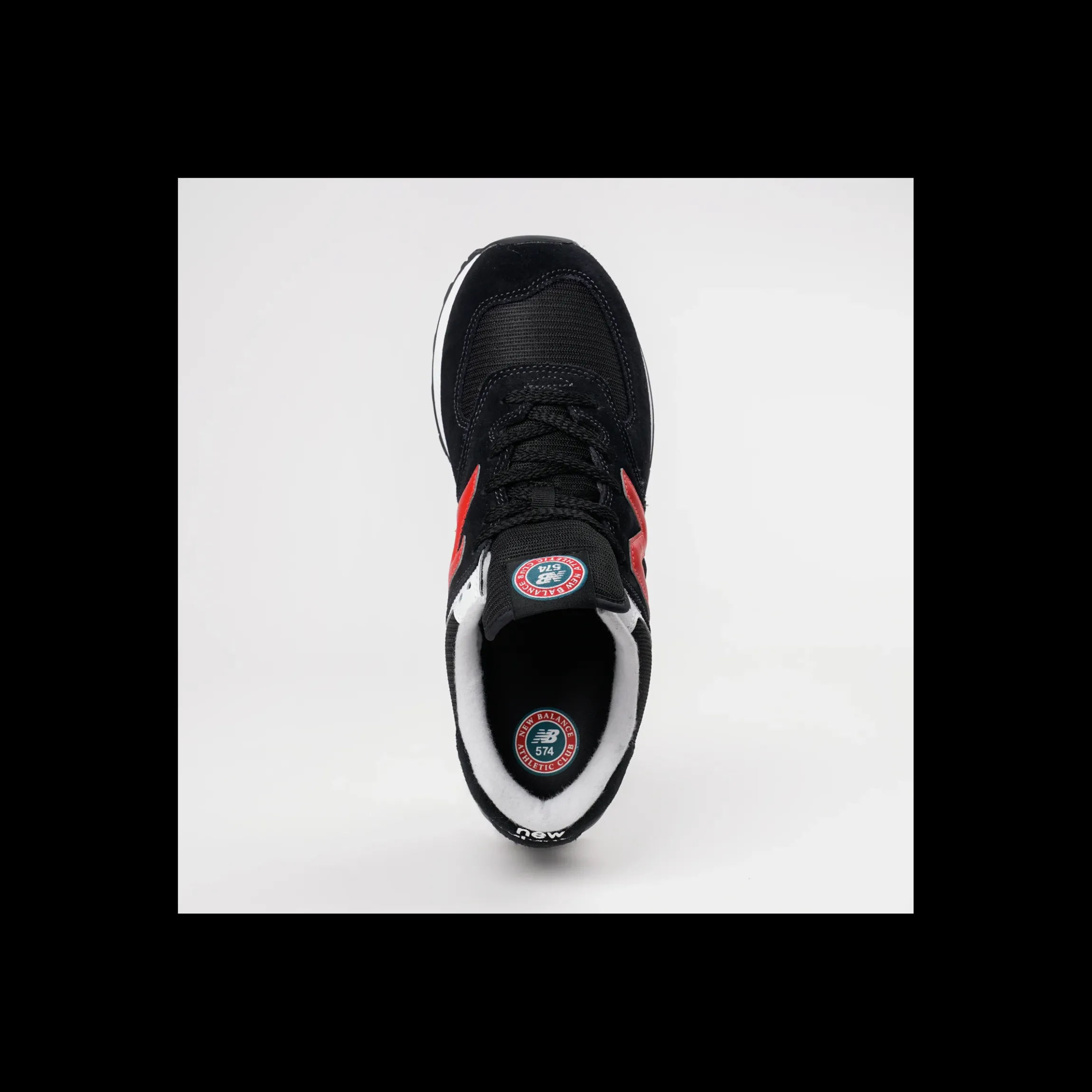 NEW BALANCE ML574 DI COLORE NERO