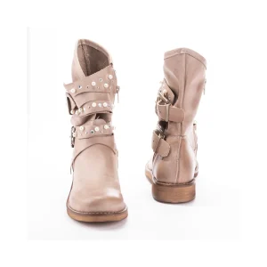 Osvaldo Rossi Anfibio di colore beige