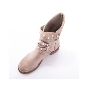 Osvaldo Rossi Anfibio di colore beige