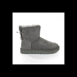 Stivaletto UGG MINY BAILEY BOW II con fiocco
