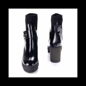 Tronchetto Cesare Paciotti 4US in pelle lucida