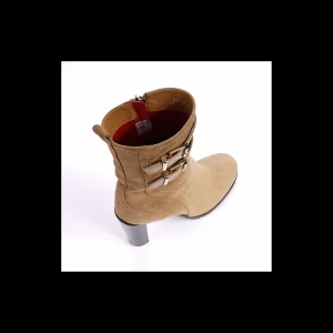 Tronchetto Cesare Paciotti con tacco e fibbie laterali